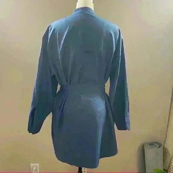 Vince Blue Oversized Button up Shirt Dress Sz M 100% Cotton EUC! - Picture 3 of 5